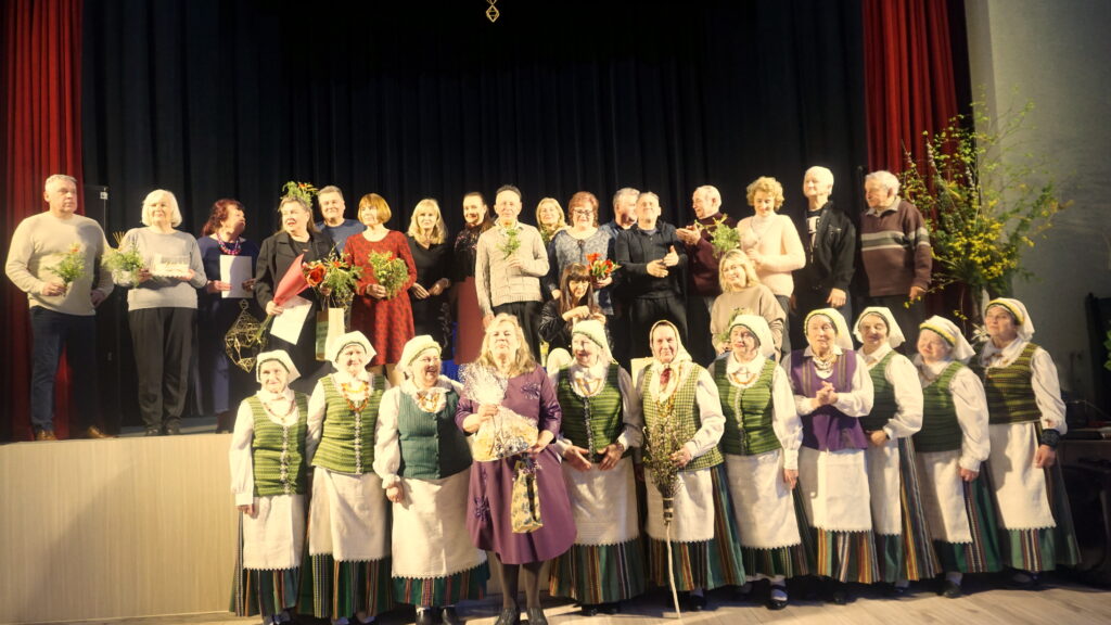 Bendra kolektyvų nuotrauka