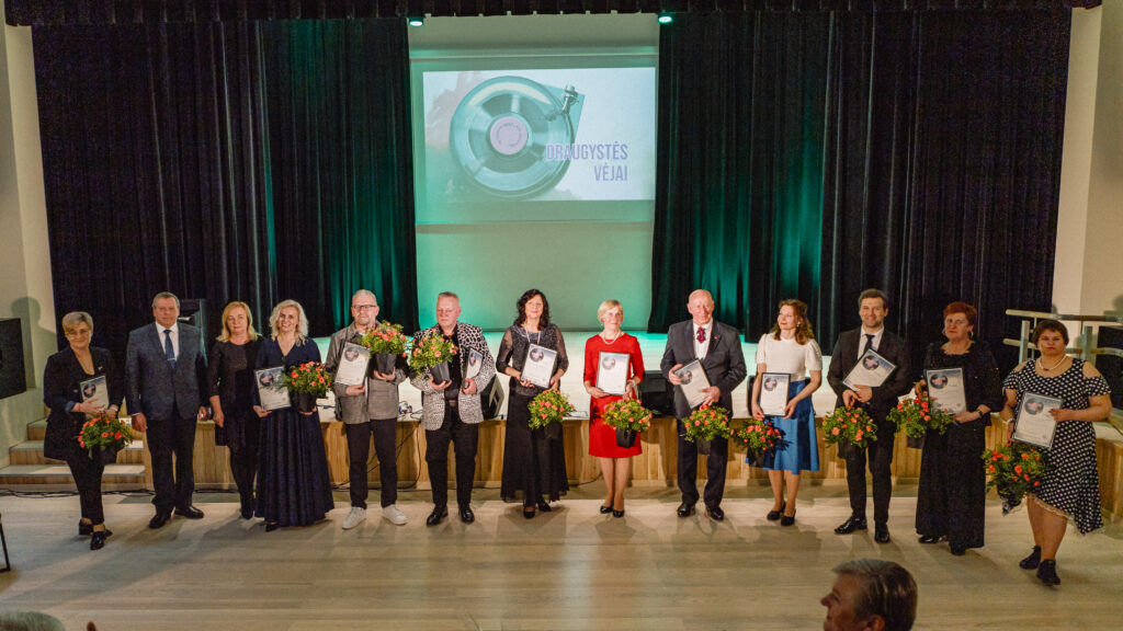 Padėkos kolektyvų vadovams