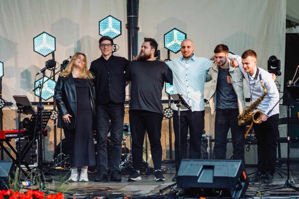 VAKARĖ URBAITĖ IR BLUE JUNCTION QUINTET