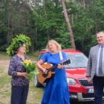 Vilkijos kultūros centro mišraus vokalinio ansamblio „Nona“ narės Ramunės Geštautienės sveikinimo daina.