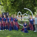 Padauguvos laisvalaikio salės moterų vokalinis ansamblis "Akimirka" ir vadovas Alvydas Furmonas