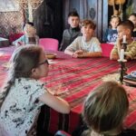 Stovyklautojai lankėsi Antano ir Jono Juškų muziejuje, kur dalyvavo edukacijoje „Kalbos stebuklai