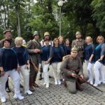 Šokėjos kartu su Jurbarko miesto šventės dalyviais