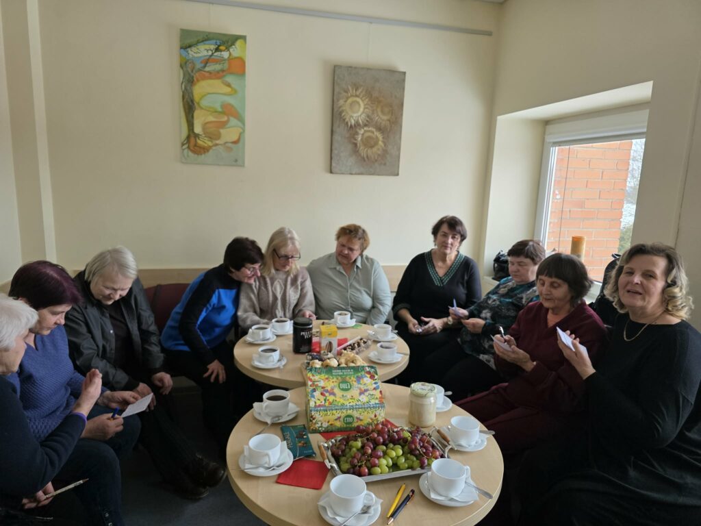 Vyksta komandinis žaidimas