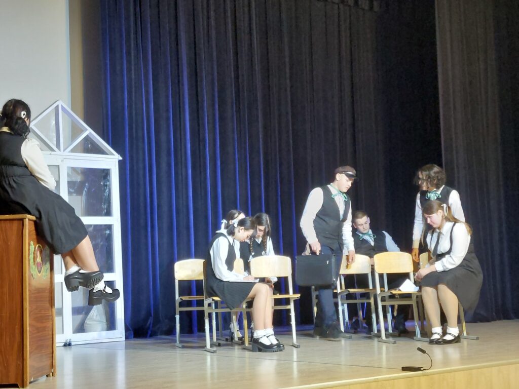 Vykusio spektaklio akimirkos