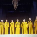 Jurbarko rajono Veliuonos kultūros centro Raudonės moterų vokalinis ansamblis „Šilo bitės“ (vadovė Sidonija Griškevičienė)