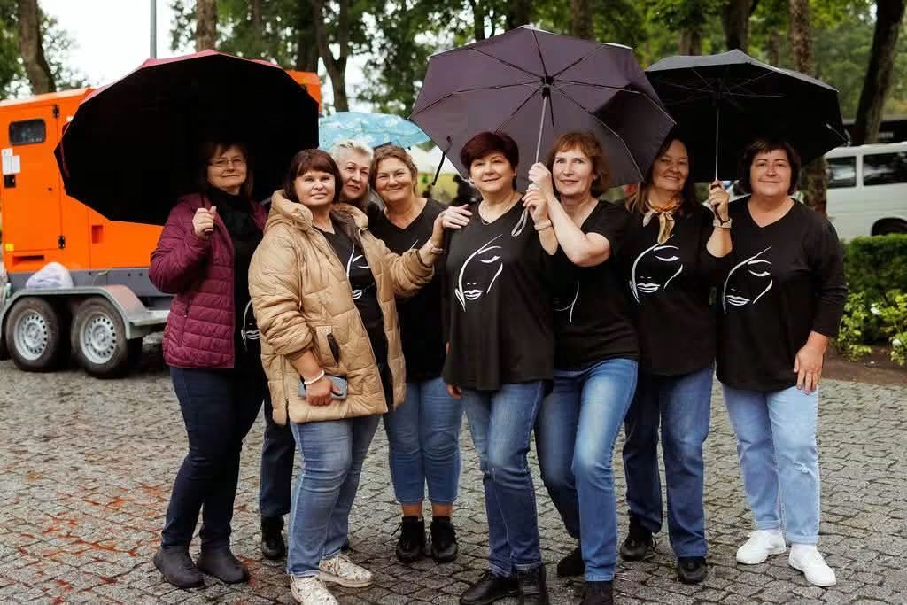 Linijinių šokių kolektyvas ,,Skrajūnė"